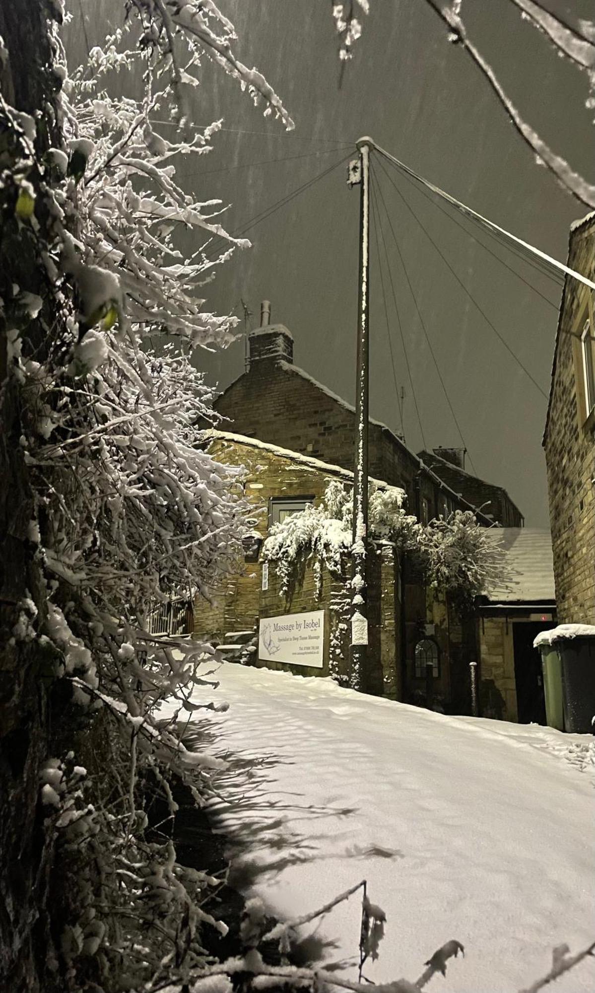 The Therapy Rooms Holmfirth Holiday Let Exterior photo